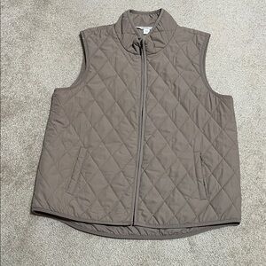 Women's Quilted Taupe Vest